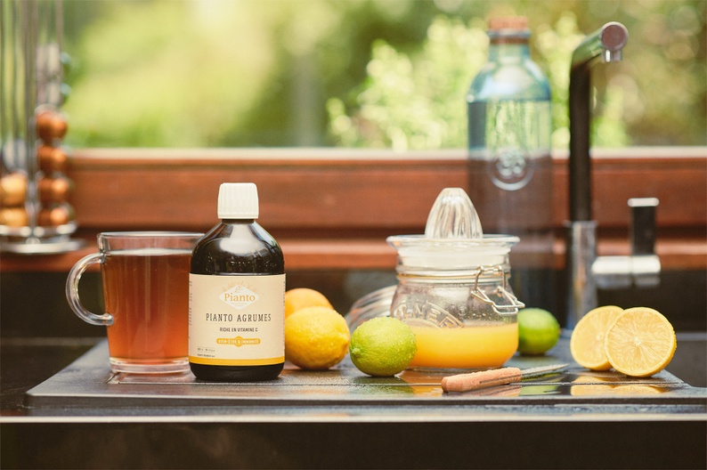 Concentré Bien-être et Immunité Photo de Pianto Agrumes , thé, jus d'orange, citrons