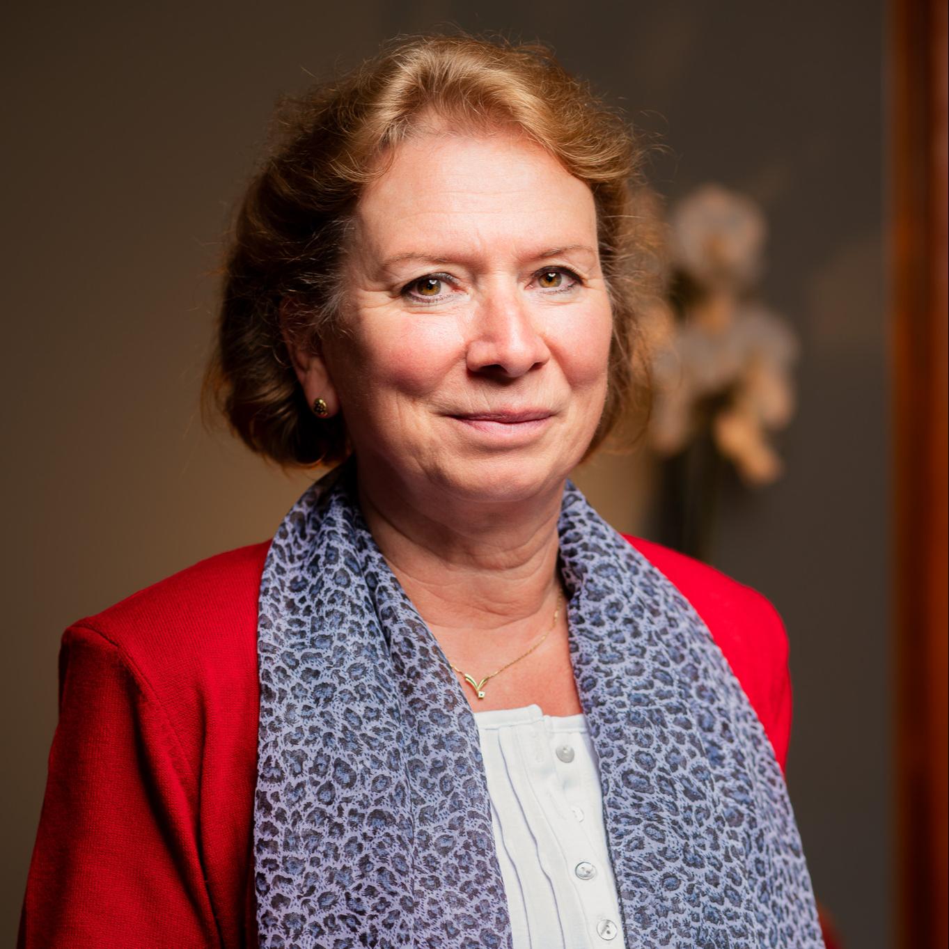 Denise Dumontier Chargée relations clients
